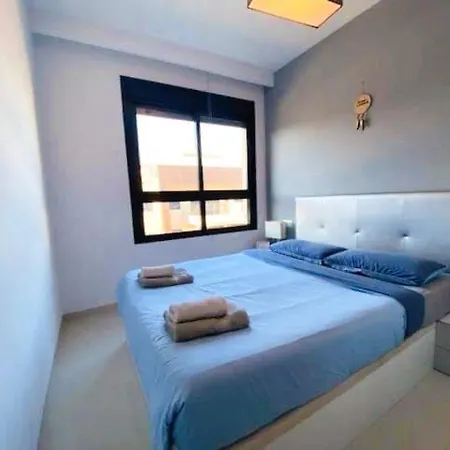 Apartment Mil Palmeras